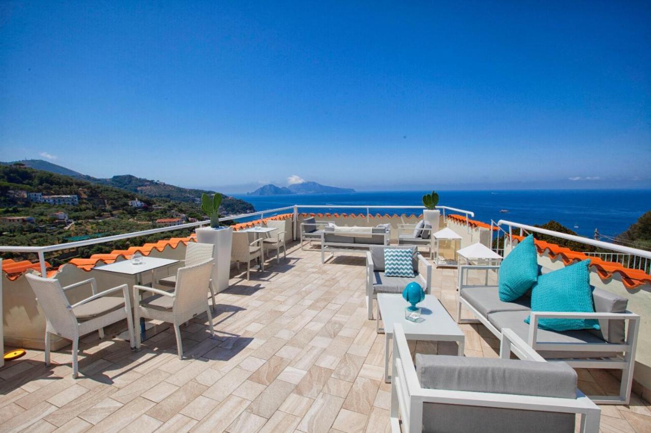 Hotel Vista Di Capri マッサ・ルブレンセ エクステリア 写真